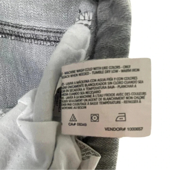 Gloria Vanderbilt Amanda Classic High Rise
Tapered Jean Tybee Gray 12 - Picture 7 of 13